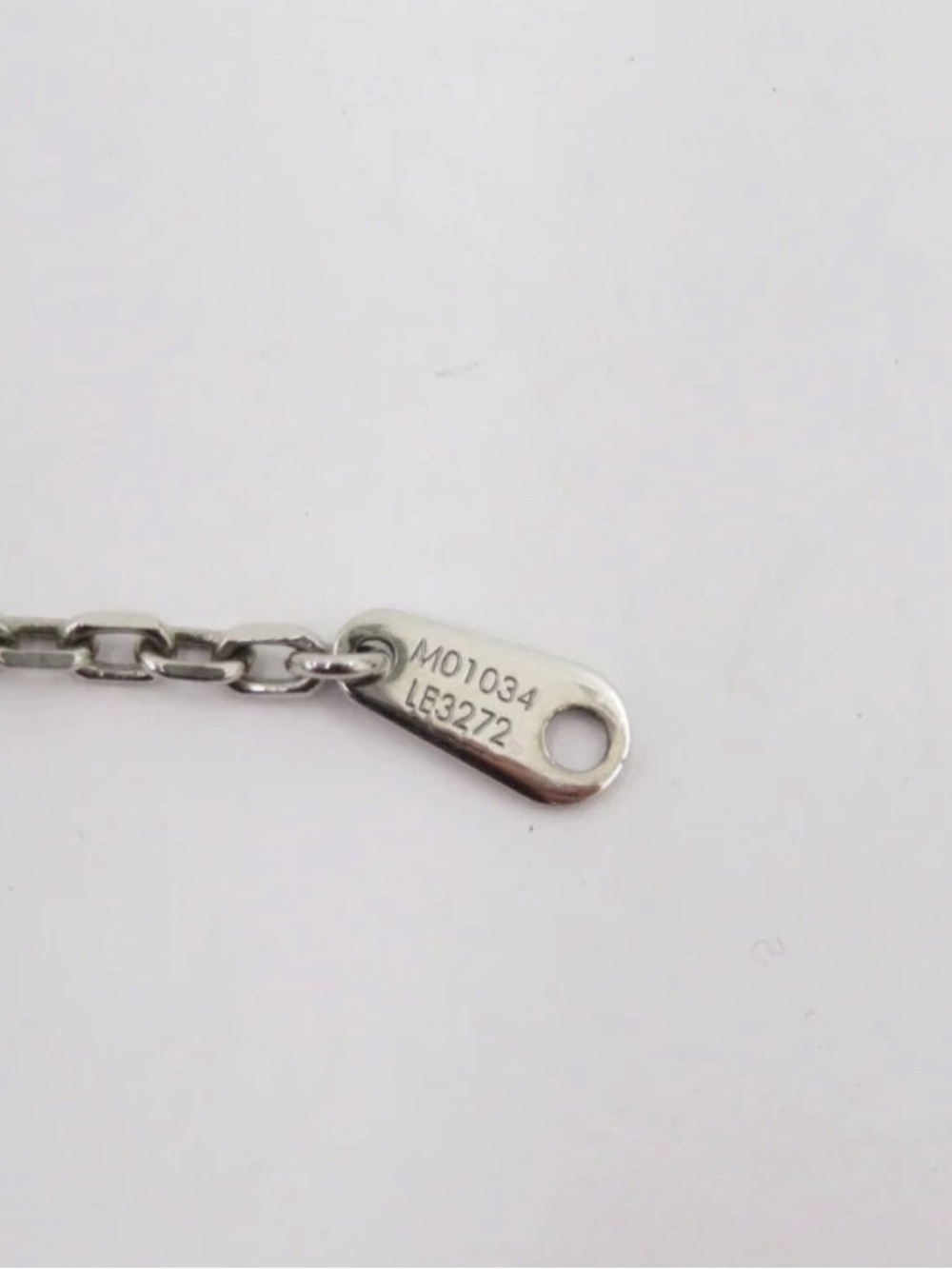 Louis Vuitton LV Paper Plane Pendant Necklace M01034 Silver - Picture 6 of 8